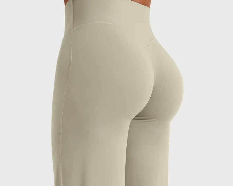 Sculpted Look. Straight-Leg Comfort. Zero Effort.