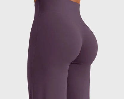 Sculpted Look. Straight-Leg Comfort. Zero Effort.