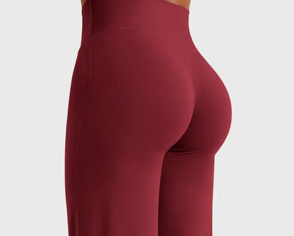 Sculpted Look. Straight-Leg Comfort. Zero Effort.