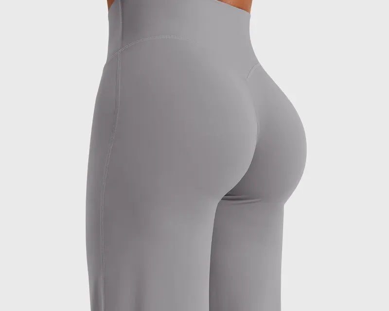 Sculpted Look. Straight-Leg Comfort. Zero Effort.